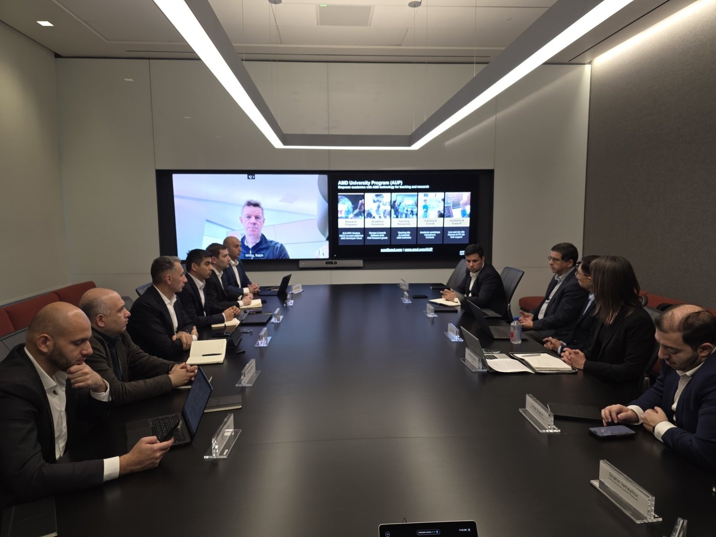 Azərbaycan ABŞ şirkəti ilə süni intellekt sahəsində imkanlarını genişləndirməyi müzakirə edib