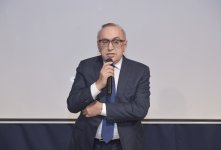 Bakıda Ümummilli Lider Heydər Əliyevin xatirə gecəsi keçirilib (FOTO)