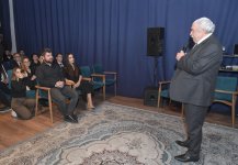 Bakıda Ümummilli Lider Heydər Əliyevin xatirə gecəsi keçirilib (FOTO)