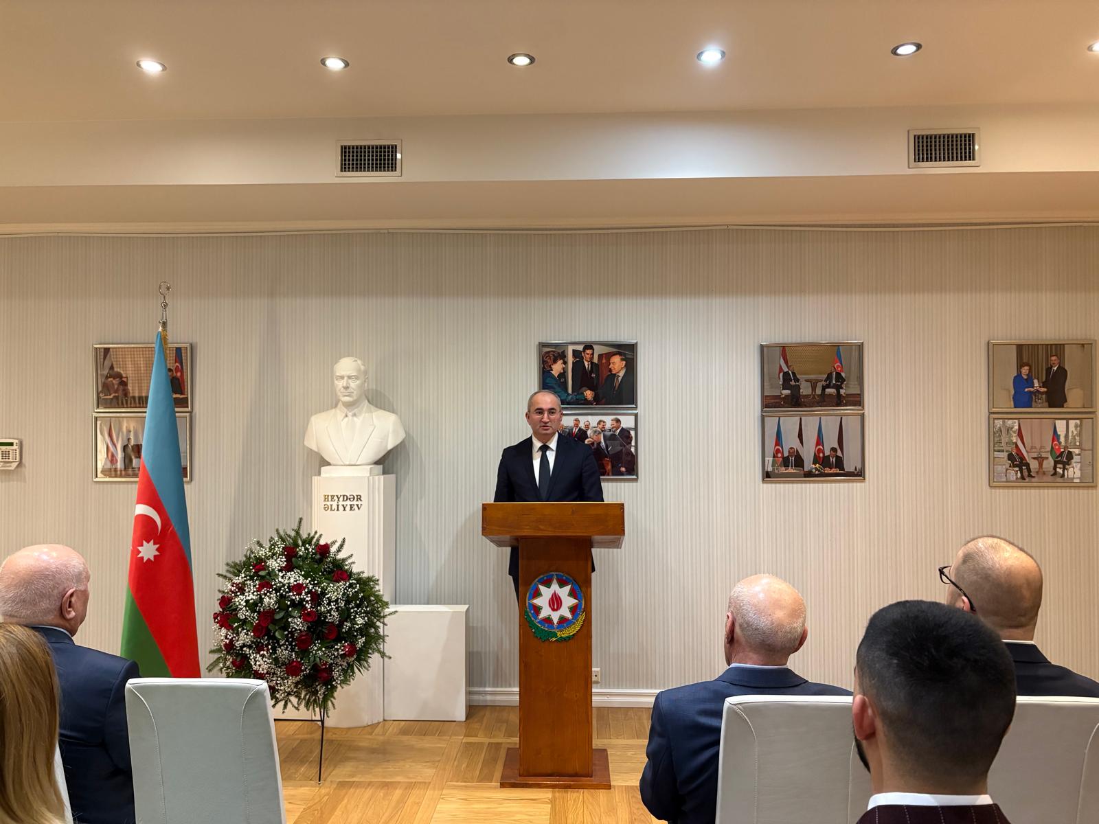 Ümummilli Lider Heydər Əliyevin əziz xatirəsi Latviyada anılıb (FOTO)