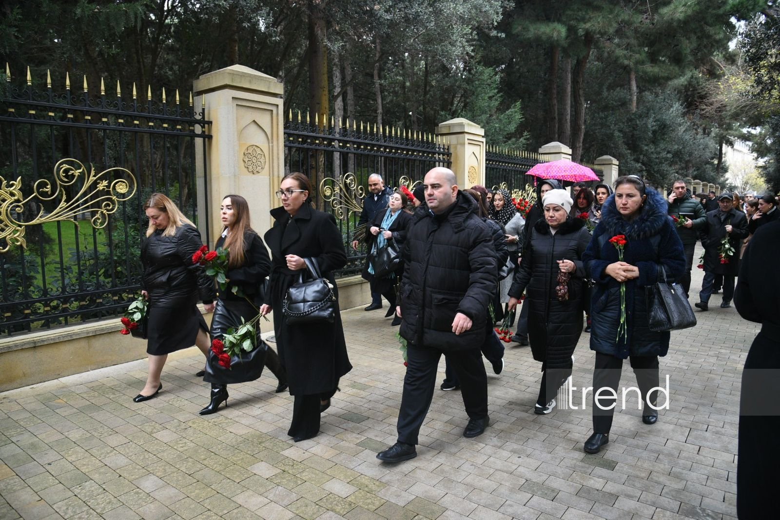 Azərbaycan xalqı Ulu Öndər Heydər Əliyevin xatirəsini yad edir (FOTO)
