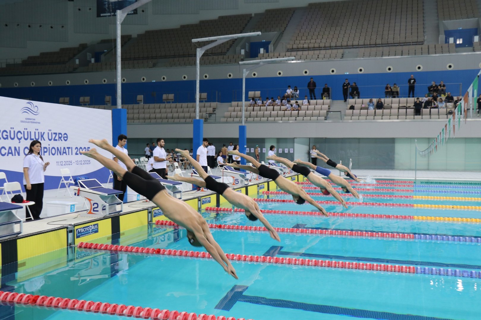 Üzgüçülük üzrə Azərbaycan çempionatı uğurla başa çatıb (FOTO)