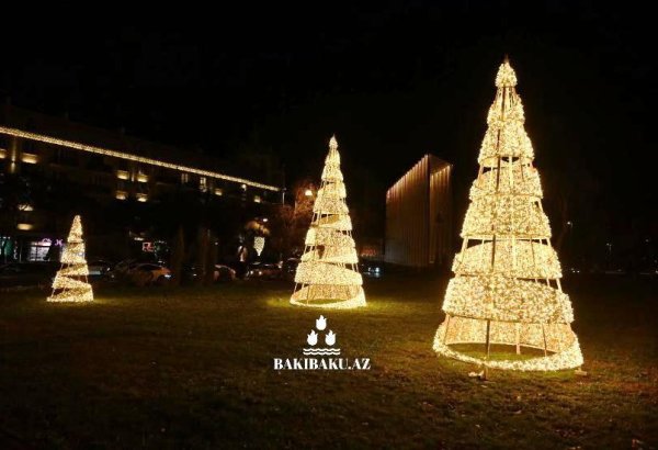 Bakıda Yeni ilə hazırlıq işləri gedir (FOTO)