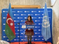 UNESCO-nun mənzil qərargahında Memar Əcəminin anadan olmasının 900 illiyi münasibətilə sərgi açılıb (FOTO/YENİLƏNİB)