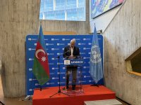 UNESCO-nun mənzil qərargahında Memar Əcəminin anadan olmasının 900 illiyi münasibətilə sərgi açılıb (FOTO/YENİLƏNİB)