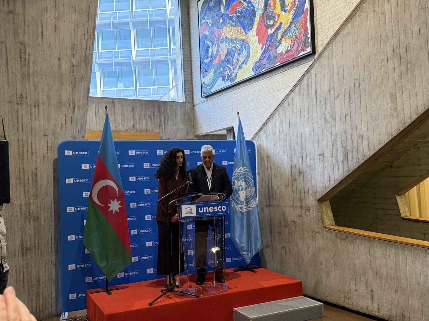 UNESCO-nun mənzil qərargahında Memar Əcəminin anadan olmasının 900 illiyi münasibətilə sərgi açılıb (FOTO/YENİLƏNİB)