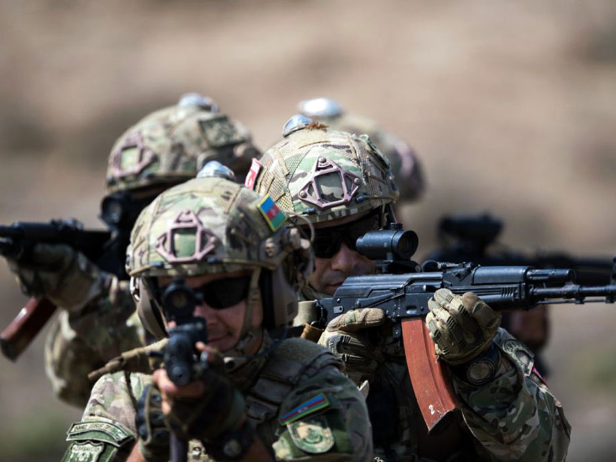 Azərbaycan və Türkiyə silahlı təcavüzə məruz qaldıqda bir-birinə hərbi yardım göstərəcək