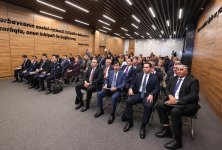 “Süd və ət istehsalı üzrə mövcud problemlər və qida təhlükəsizliyi sahəsinə təsirlərin qiymətləndirilməsi” mövzusunda ictimai müzakirə keçirilib (FOTO)