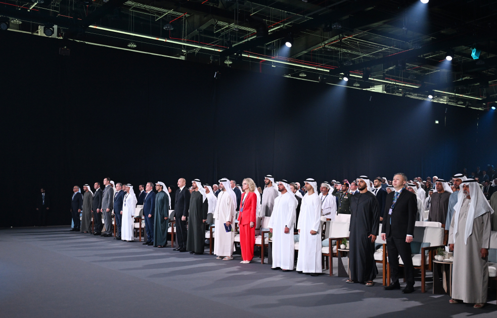 Əbu-Dabidə Prezident İlham Əliyevin Birləşmiş Ərəb Əmirliklərinin Prezidenti ilə görüşü olub (FOTO)