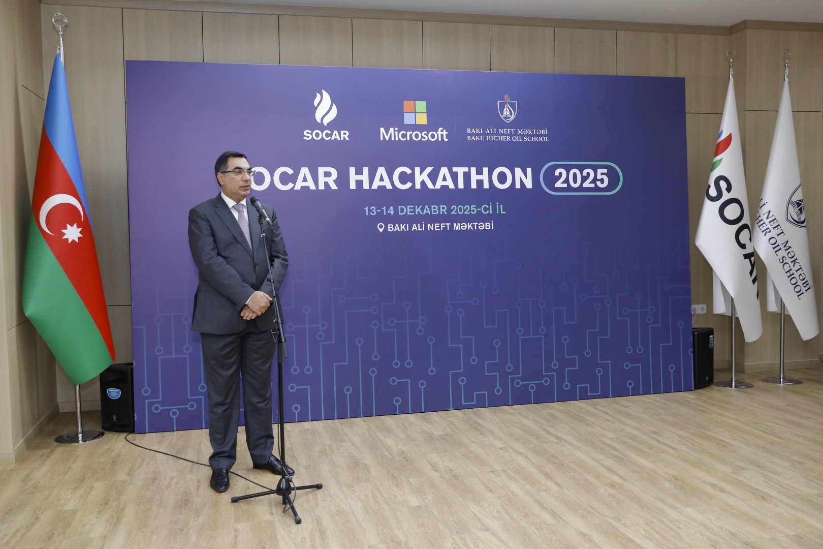 SOCAR-ın təşkilatçılığı və “Microsoft” şirkətinin rəsmi tərəfdaşlığı ilə “SOCAR Hackathon 2025” tədbiri keçirilib (FOTO)