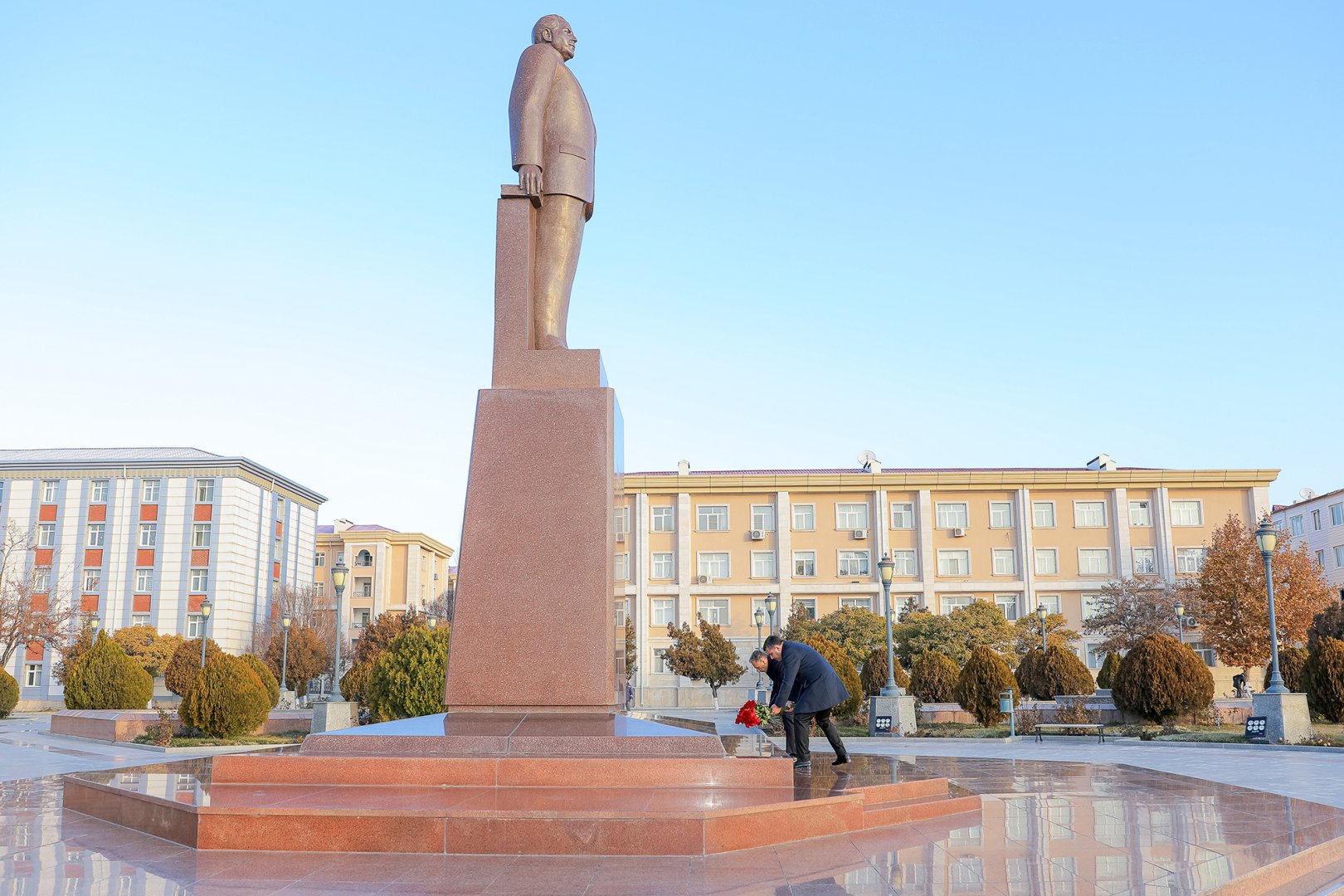 Rəşad Nəbiyev Naxçıvanda vətəndaşları qəbul edib (FOTO)
