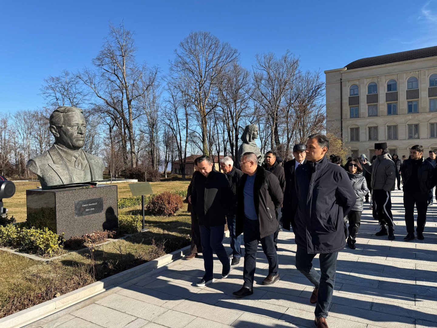 Özbəkistan nümayəndə heyəti Şuşa şəhəri ilə tanış olub (FOTO)