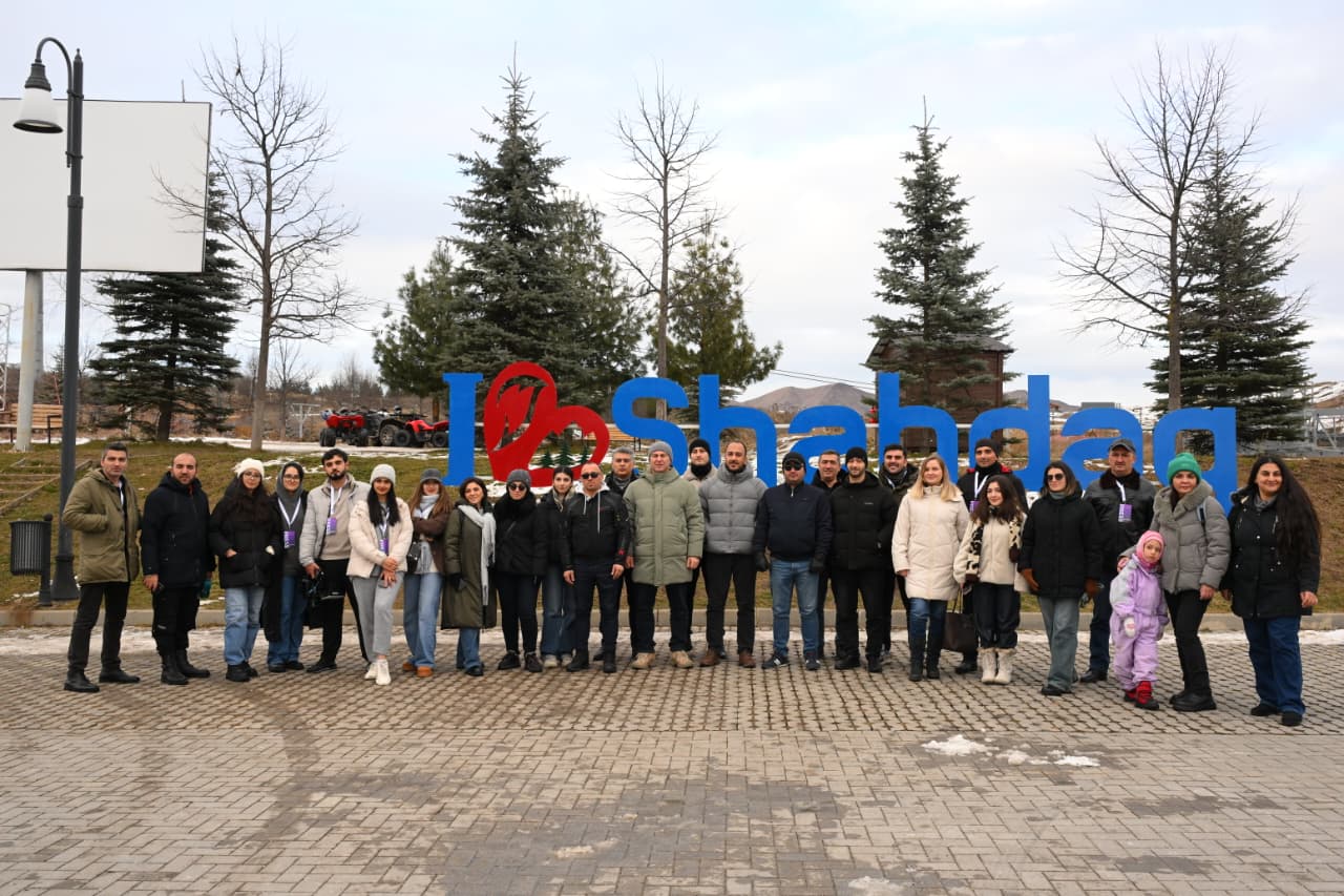 Azərbaycanda qış turizm mövsümü açıq elan olunub (FOTO)