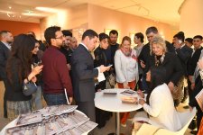 Perulu rəssam Sol Alexonun alpakaları Bakıda Heydər Əliyev Mərkəzində (FOTO/VİDEO)