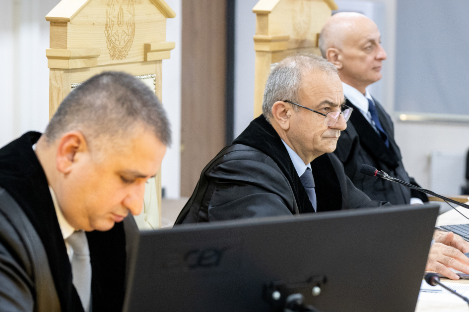 Ermənistan vətəndaşlarının məhkəməsi təqsirləndirilən şəxslərin son söz çıxışları ilə davam etdirilib (FOTO)