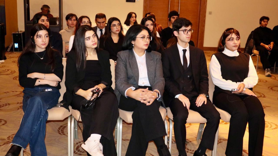 “Media Savadlılığı” Həftəsi çərçivəsində gənclər üçün xarici ekspertlərin iştirakı ilə təlimlər keçirilib (FOTO)