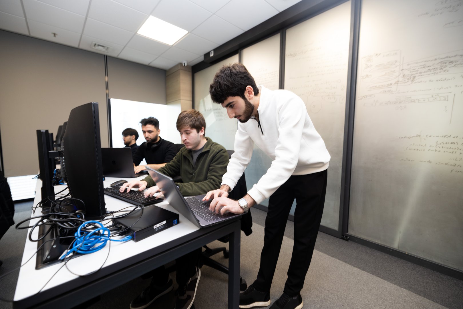 Azərbaycanı Şanxayda təmsil edəcək kibertəhlükəsizlik komandalarının seçiminə start verilib (FOTO)