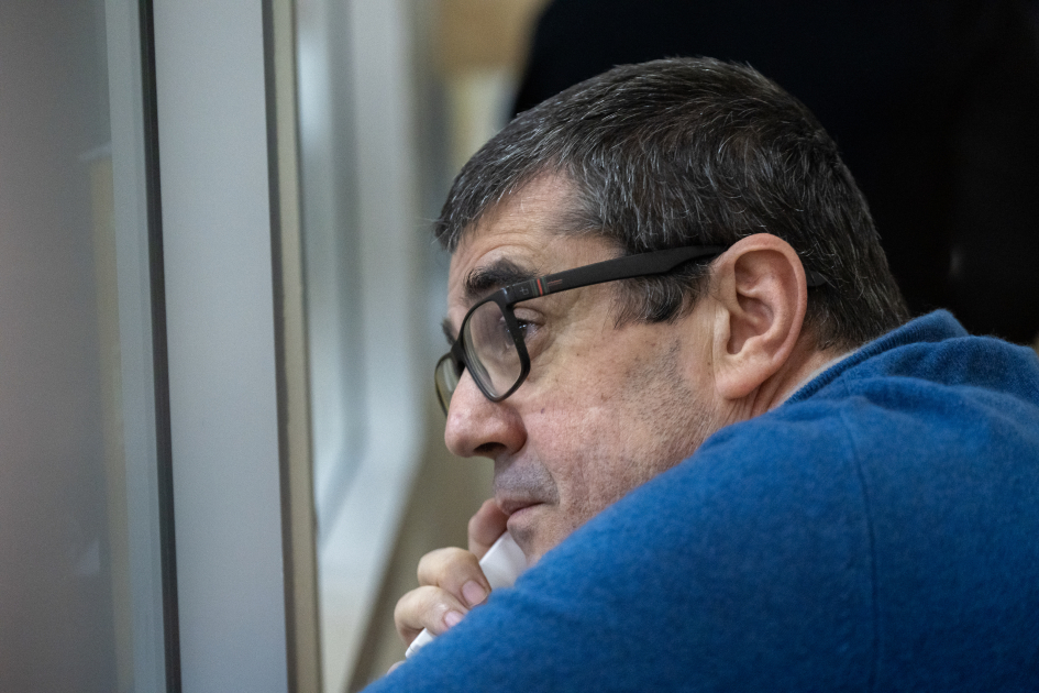 Ermənistan vətəndaşlarının məhkəməsi təqsirləndirilən şəxslərin son söz çıxışları ilə davam etdirilib (FOTO)