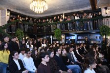 “Vətən müharibəsi tarixi. Azərbaycanın ərazi bütövlüyünün bərpası – Şəxsiyyət faktoru” kitabının ingilis və rus dillərində nəşrlərinin təqdimatı keçirilib (FOTO)