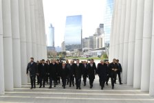 Türkiyənin vitse-prezidenti Cövdət Yılmaz Zəfər parkını ziyarət edib (FOTO)