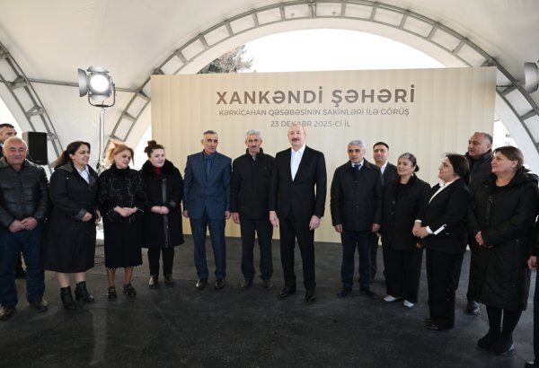Prezident İlham Əliyev Kərkicahan qəsəbəsinə köçən sakinlərlə görüşüb (YENİLƏNİB) (FOTO/VİDEO)