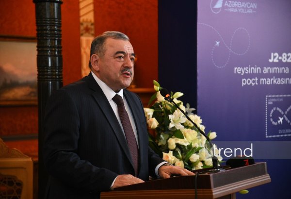 Təyyarə qəzasının səbəbləri ilə bağlı komissiya hələ bir müddət işləyəcək - İlham Əmirov