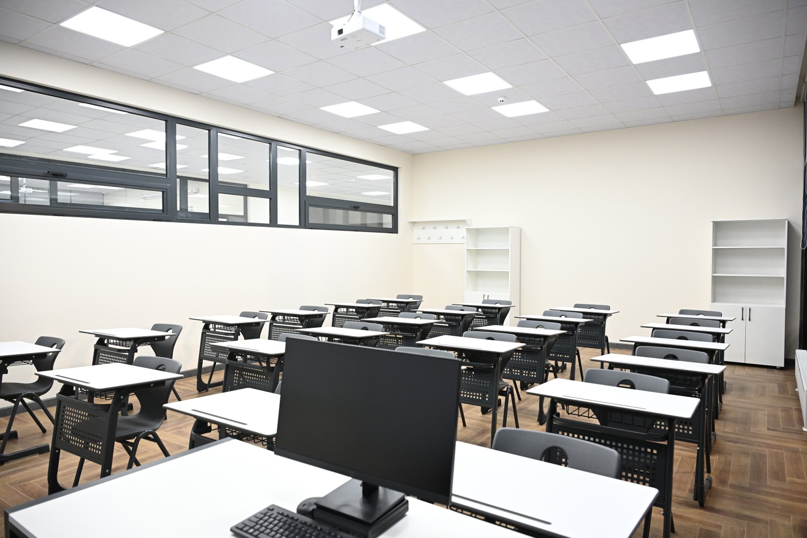 Prezident İlham Əliyev Qarabağ Universitetinin Biznes və iqtisadiyyat fakültəsinin binasının açılışında iştirak edib (FOTO)