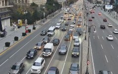 Sürücülərin NƏZƏRİNƏ: Bakıda bu yollarda sıxlıq var - SİYAHI (FOTO)