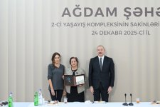 Prezident İlham Əliyev və Birinci xanım Mehriban Əliyeva Ağdamda 2-ci yaşayış kompleksinin açılışında iştirak edib və sakinlərlə görüşüblər (FOTO/VİDEO) (YENİLƏNİB-3)