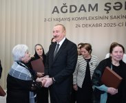 Prezident İlham Əliyev və Birinci xanım Mehriban Əliyeva Ağdamda 2-ci yaşayış kompleksinin açılışında iştirak edib və sakinlərlə görüşüblər (FOTO/VİDEO) (YENİLƏNİB-3)