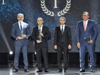 Heydər Əliyev Fondunun vitse-prezidenti Leyla Əliyeva və Bakı Media Mərkəzinin rəhbəri Arzu Əliyeva ilin idman yekunları ilə bağlı qala mərasimində iştirak ediblər (FOTO)