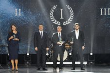 Heydər Əliyev Fondunun vitse-prezidenti Leyla Əliyeva və Bakı Media Mərkəzinin rəhbəri Arzu Əliyeva ilin idman yekunları ilə bağlı qala mərasimində iştirak ediblər (FOTO)