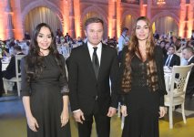 Heydər Əliyev Fondunun vitse-prezidenti Leyla Əliyeva və Bakı Media Mərkəzinin rəhbəri Arzu Əliyeva ilin idman yekunları ilə bağlı qala mərasimində iştirak ediblər (FOTO)