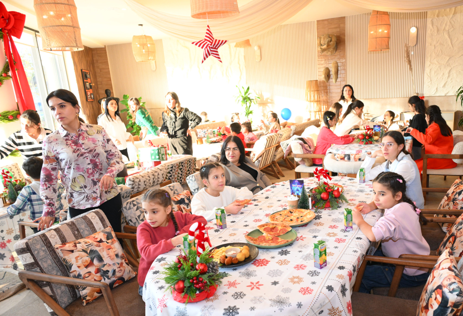 Heydər Əliyev Fondunun vitse-prezidenti Leyla Əliyeva Mərkəzi Nəbatat bağında uşaqlar üçün təşkil olunan tədbirdə iştirak edib (FOTO)