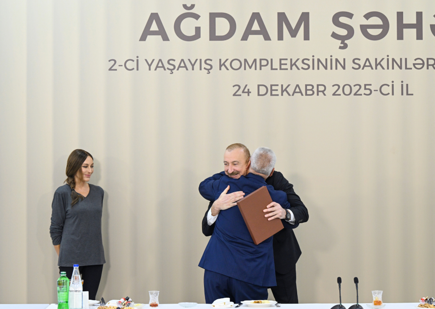 Prezident İlham Əliyev və Birinci xanım Mehriban Əliyeva Ağdamda 2-ci yaşayış kompleksinin açılışında iştirak edib və sakinlərlə görüşüblər (FOTO/VİDEO) (YENİLƏNİB-3)