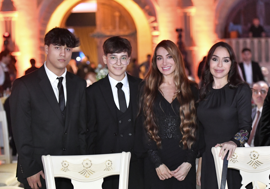 Heydər Əliyev Fondunun vitse-prezidenti Leyla Əliyeva və Bakı Media Mərkəzinin rəhbəri Arzu Əliyeva ilin idman yekunları ilə bağlı qala mərasimində iştirak ediblər (FOTO)