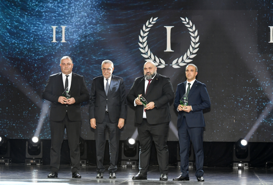 Heydər Əliyev Fondunun vitse-prezidenti Leyla Əliyeva və Bakı Media Mərkəzinin rəhbəri Arzu Əliyeva ilin idman yekunları ilə bağlı qala mərasimində iştirak ediblər (FOTO)