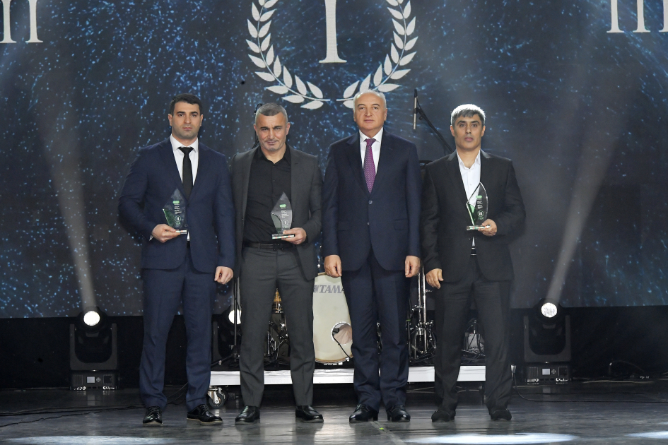 Heydər Əliyev Fondunun vitse-prezidenti Leyla Əliyeva və Bakı Media Mərkəzinin rəhbəri Arzu Əliyeva ilin idman yekunları ilə bağlı qala mərasimində iştirak ediblər (FOTO)