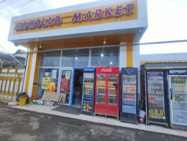 Saxta alkoqollu içki satan marketlər aşkarlanıb (FOTO)