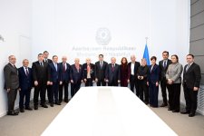 Mədəniyyət xadimlərinə dövlət təltifləri təqdim olunub (FOTO)