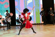 Leyla Əliyeva və Alena Əliyeva Uşaq İncəsənət Festivalının yekun mükafatlandırma mərasimində iştirak ediblər (FOTO)