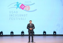 Leyla Əliyeva və Alena Əliyeva Uşaq İncəsənət Festivalının yekun mükafatlandırma mərasimində iştirak ediblər (FOTO)