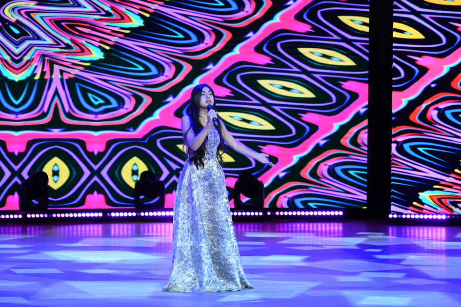 Leyla Əliyeva və Alena Əliyeva Uşaq İncəsənət Festivalının yekun mükafatlandırma mərasimində iştirak ediblər (FOTO)