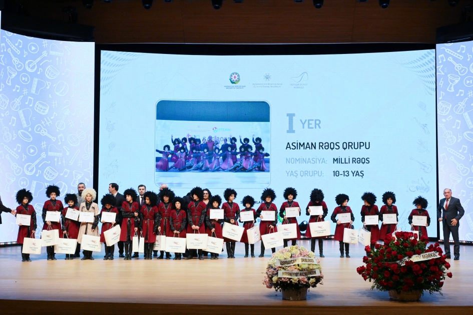 Leyla Əliyeva və Alena Əliyeva Uşaq İncəsənət Festivalının yekun mükafatlandırma mərasimində iştirak ediblər (FOTO)