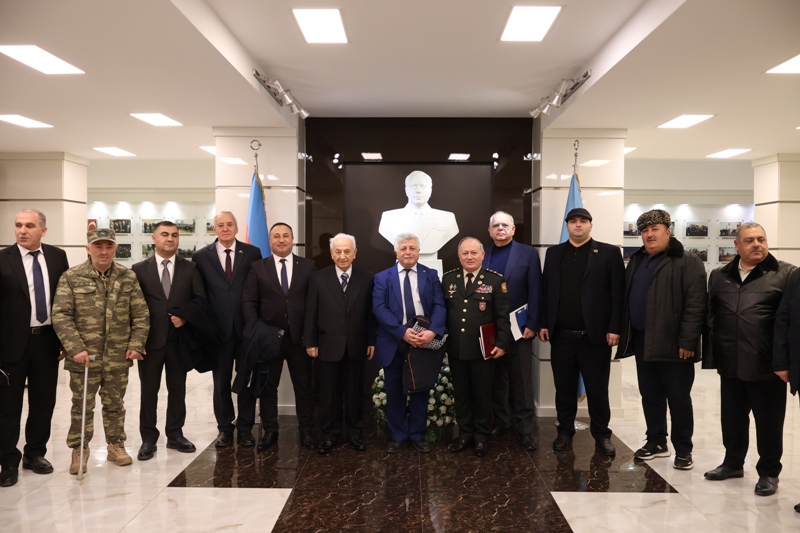 Müharibə, Əmək və Silahlı Qüvvələr Veteranları Təşkilatında hesabat yığıncağı keçirilib (FOTO)