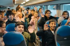 Heydər Əliyev Fondunun vitse-prezidenti Leyla Əliyevanın təşəbbüsü ilə xüsusi qayğıya ehtiyacı olan uşaqlar üçün “Cırtdan Meqa Şousu” təşkil olunub (FOTO)