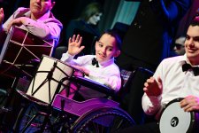 Heydər Əliyev Fondunun vitse-prezidenti Leyla Əliyeva və Alena Əliyeva DOST İnklüziv İnkişaf və Yaradıcılıq Mərkəzini ziyarət ediblər (FOTO)