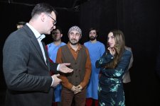 Heydər Əliyev Fondunun vitse-prezidenti Leyla Əliyeva və Alena Əliyeva “Romeo və Cülyetta” tamaşasını izləyiblər (FOTO)