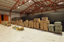 “Uşaq oyuncaqları” yükündən bəyan olunmayan mallar aşkar edildi (FOTO)