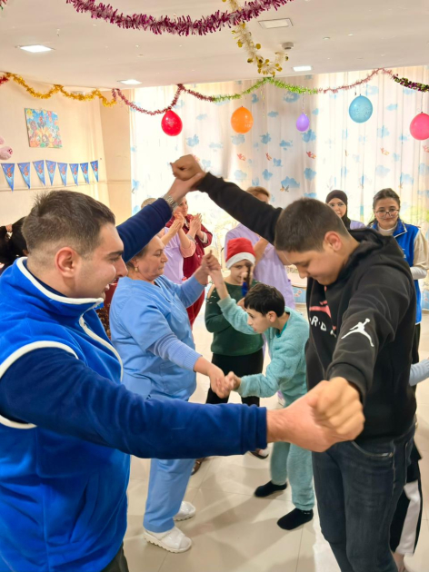 Heydər Əliyev Fondunun vitse-prezidenti Leyla Əliyevanın təşəbbüsü ilə Mingəçevir Uşaq Nevroloji Sanatoriyasında uşaqlar üçün Yeni il şənliyi keçirilib (FOTO)